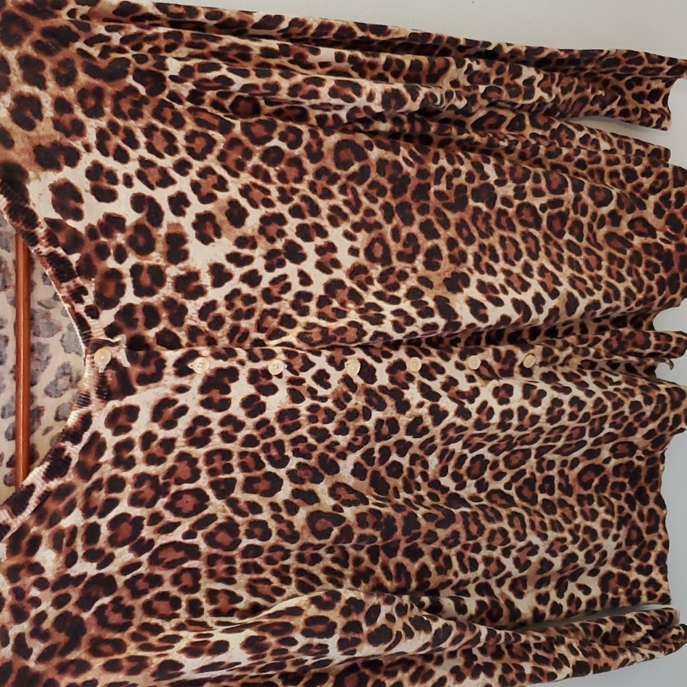 Torrid Button Front Leopard Print Cotton Cardigan… - image 3